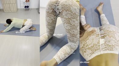 绿网白花2025年8月私拍精品【摄影师系列】28岁极品小少妇，家中情趣瑜伽，到小树林里脱光，超清画质佳作难得